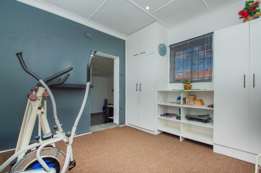 3 Bedroom Property for Sale in Wentworth Park Gauteng