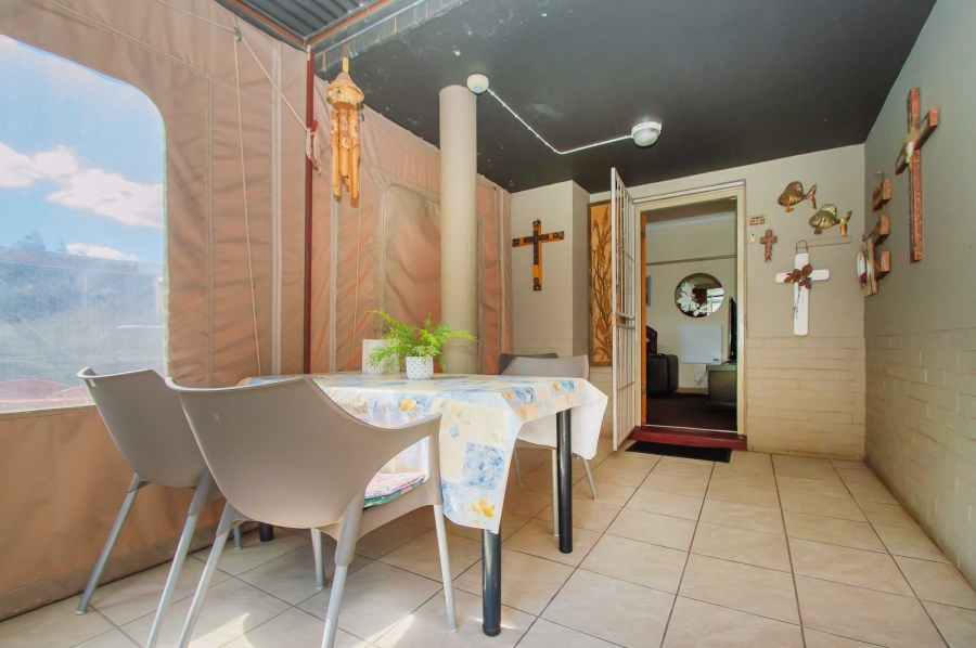 3 Bedroom Property for Sale in Wentworth Park Gauteng