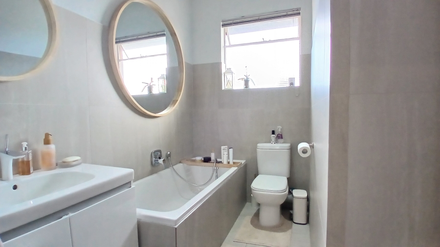 To Let 2 Bedroom Property for Rent in Berario Gauteng