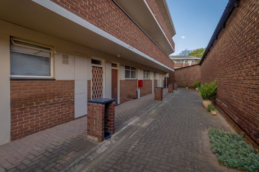 To Let 2 Bedroom Property for Rent in Berario Gauteng