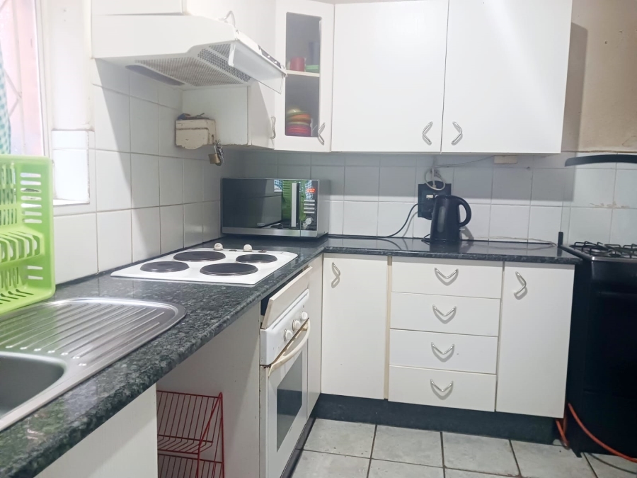 2 Bedroom Property for Sale in Windsor West Gauteng