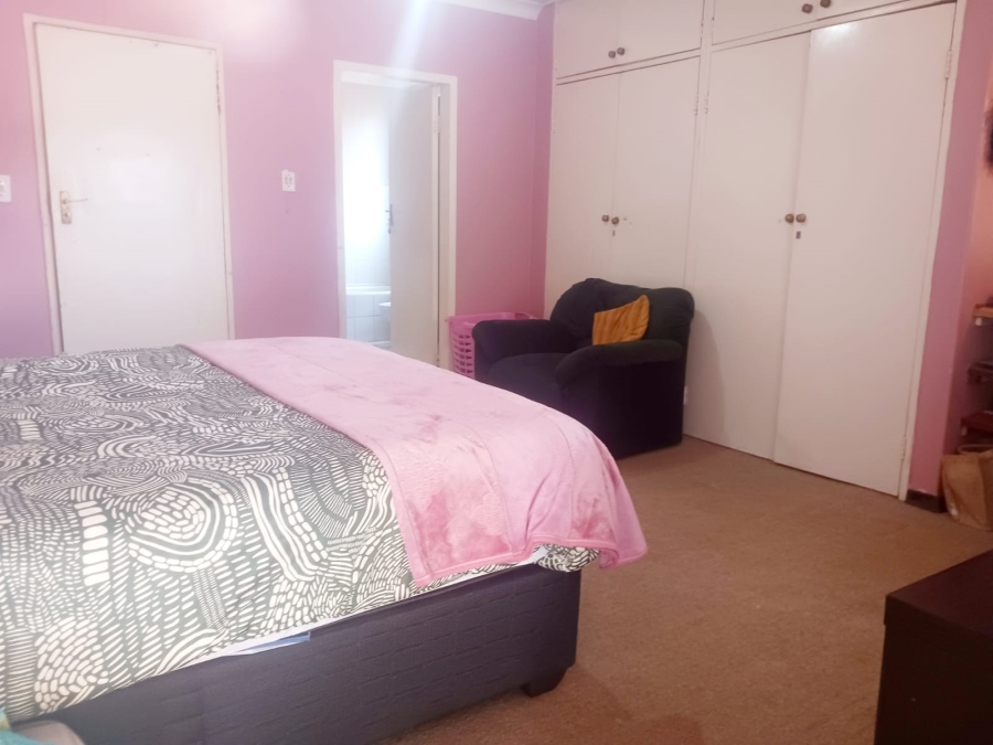 2 Bedroom Property for Sale in Windsor West Gauteng