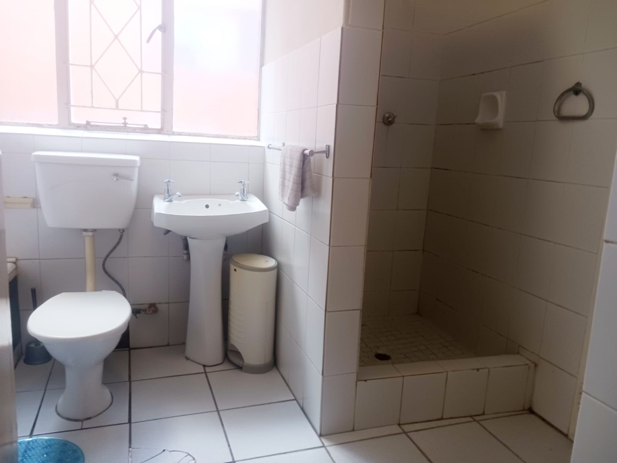 2 Bedroom Property for Sale in Windsor West Gauteng