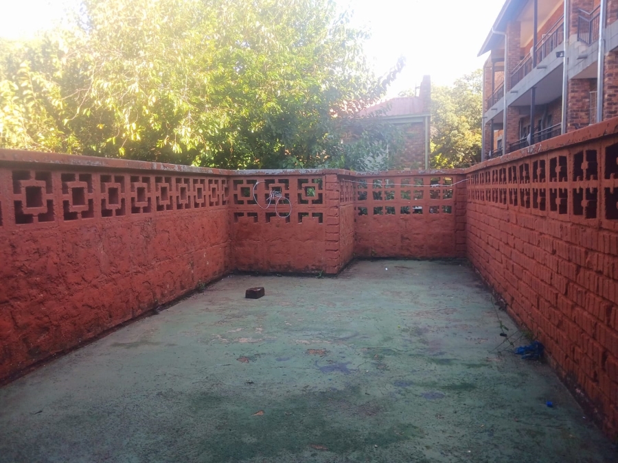 2 Bedroom Property for Sale in Windsor West Gauteng