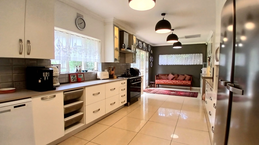 4 Bedroom Property for Sale in Quellerina Gauteng