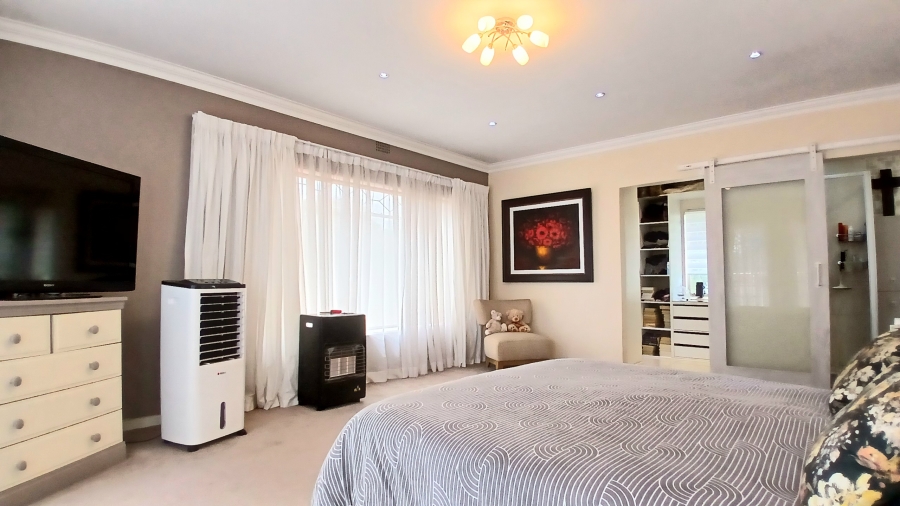 4 Bedroom Property for Sale in Quellerina Gauteng