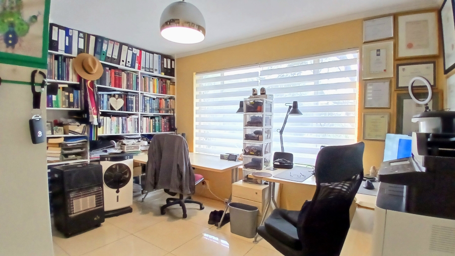 4 Bedroom Property for Sale in Quellerina Gauteng