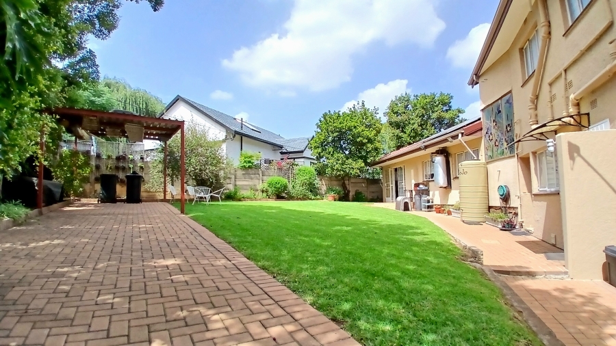 4 Bedroom Property for Sale in Quellerina Gauteng