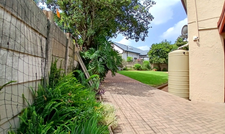 4 Bedroom Property for Sale in Quellerina Gauteng