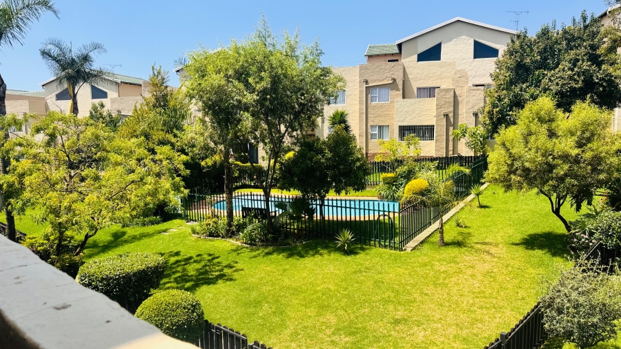 2 Bedroom Property for Sale in Noordhang Gauteng