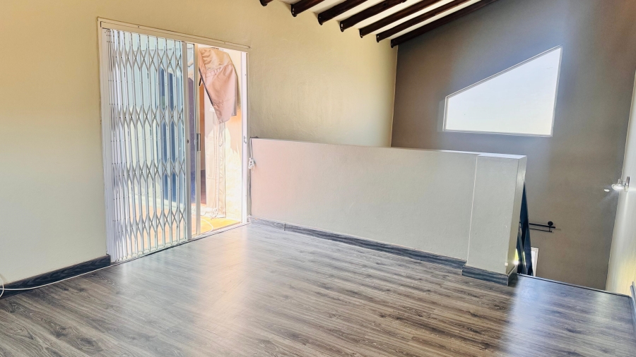 2 Bedroom Property for Sale in Noordhang Gauteng