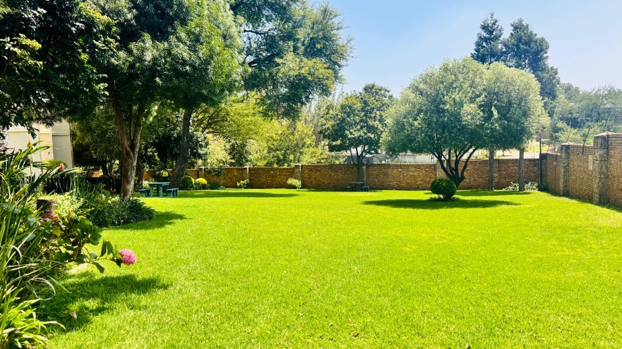 2 Bedroom Property for Sale in Noordhang Gauteng