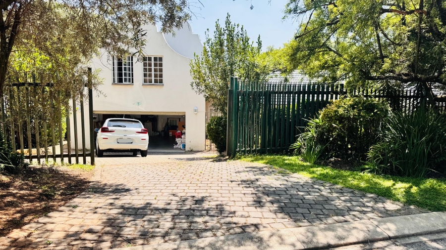 4 Bedroom Property for Sale in Meadowhurst Gauteng