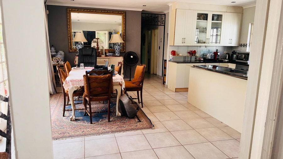 4 Bedroom Property for Sale in Meadowhurst Gauteng