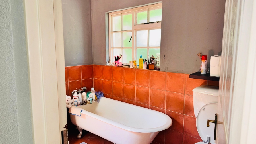 4 Bedroom Property for Sale in Meadowhurst Gauteng