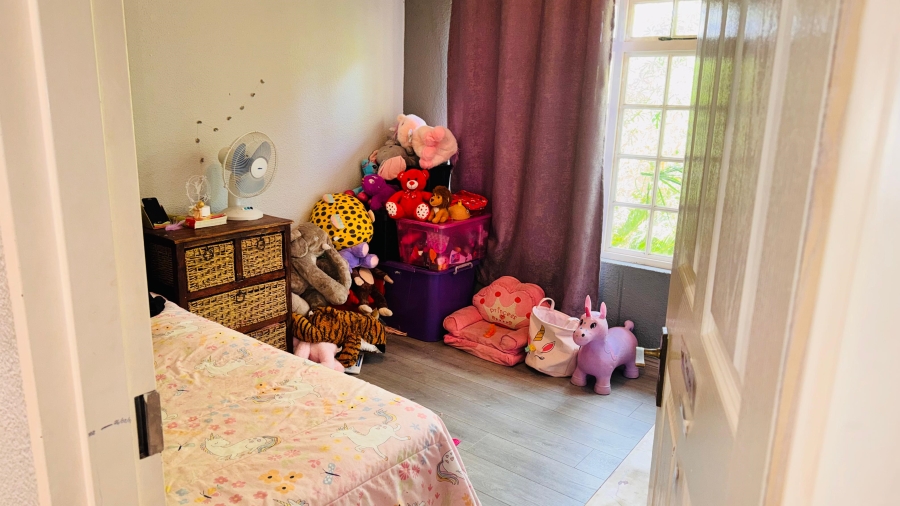 4 Bedroom Property for Sale in Meadowhurst Gauteng