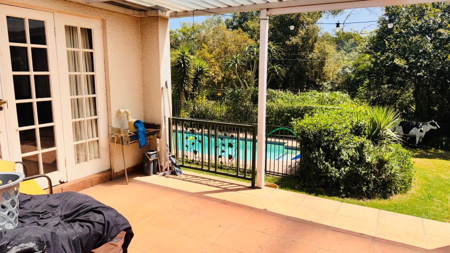 4 Bedroom Property for Sale in Meadowhurst Gauteng