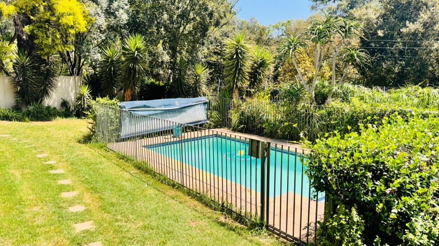 4 Bedroom Property for Sale in Meadowhurst Gauteng