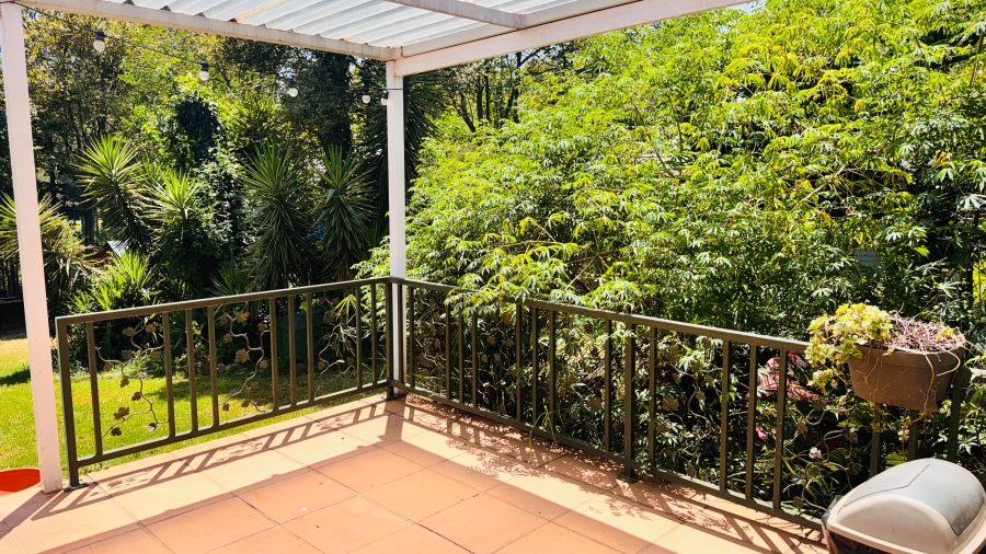 4 Bedroom Property for Sale in Meadowhurst Gauteng