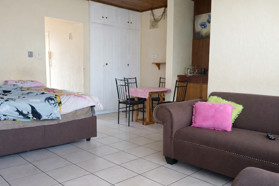 1 Bedroom Property for Sale in Blackheath Gauteng