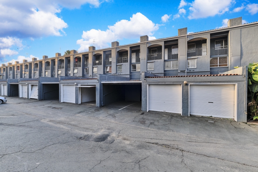 1 Bedroom Property for Sale in Blackheath Gauteng