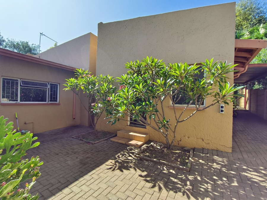 3 Bedroom Property for Sale in Northwold Gauteng