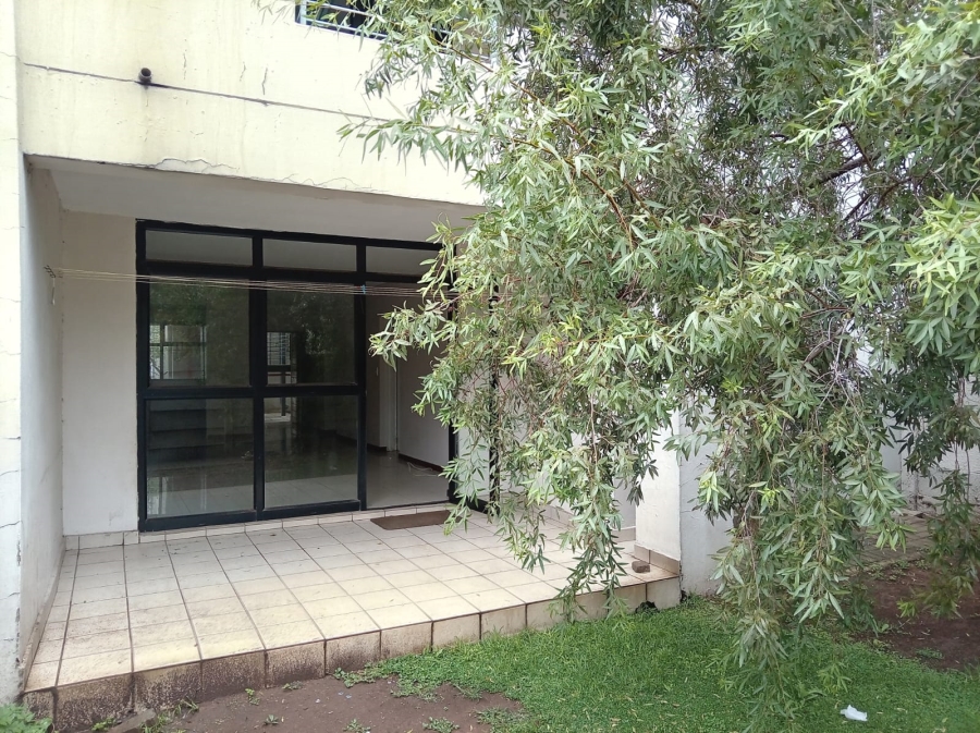 2 Bedroom Property for Sale in Eveleigh Gauteng
