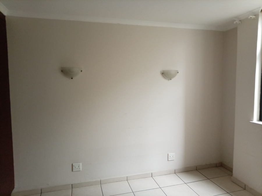 2 Bedroom Property for Sale in Eveleigh Gauteng