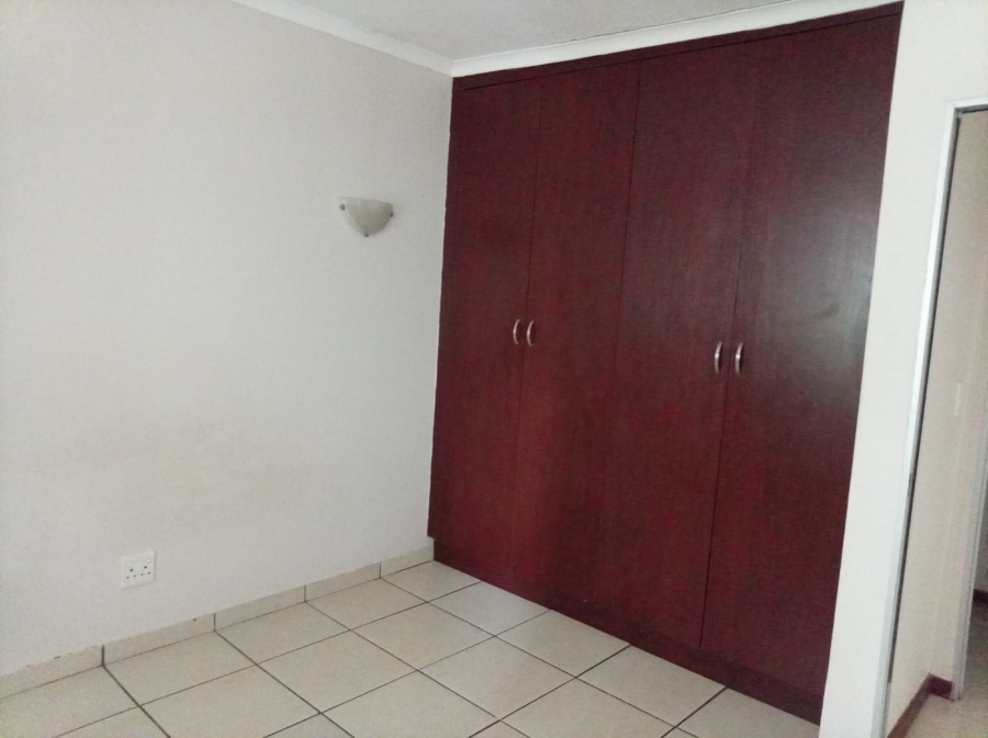 2 Bedroom Property for Sale in Eveleigh Gauteng