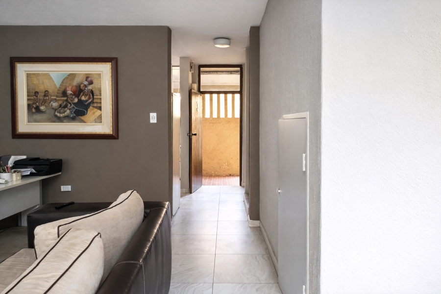 2 Bedroom Property for Sale in Blackheath Gauteng