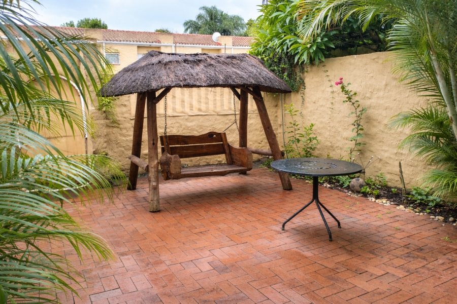 2 Bedroom Property for Sale in Blackheath Gauteng