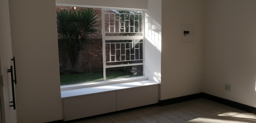 To Let 2 Bedroom Property for Rent in Sundowner Gauteng