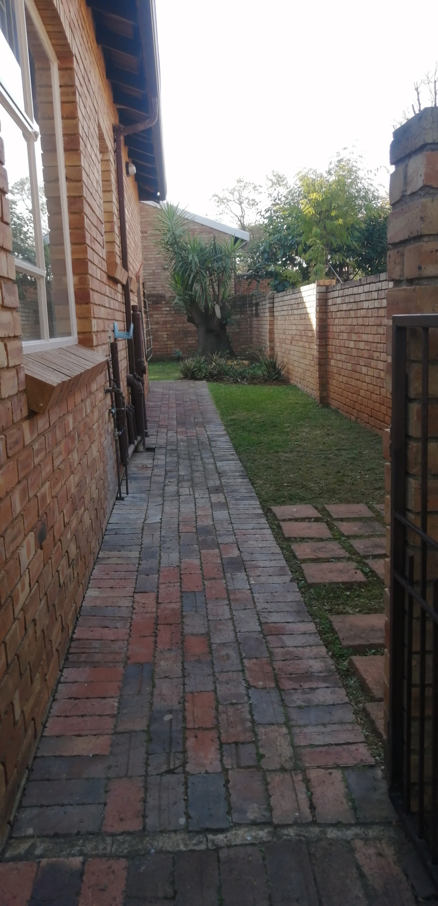 To Let 2 Bedroom Property for Rent in Sundowner Gauteng
