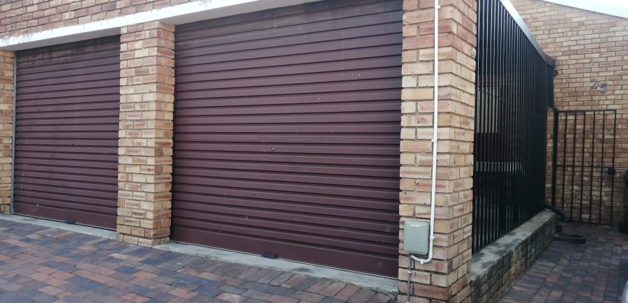 To Let 2 Bedroom Property for Rent in Sundowner Gauteng