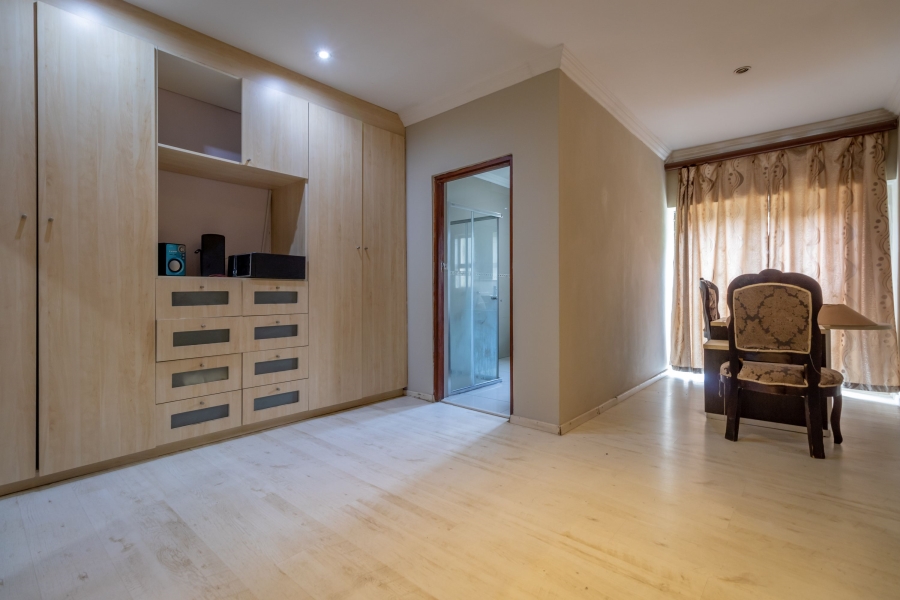 4 Bedroom Property for Sale in Ferndale Gauteng