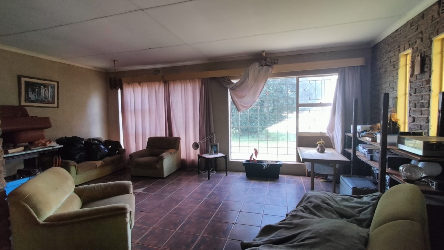 4 Bedroom Property for Sale in Vleikop A H Gauteng