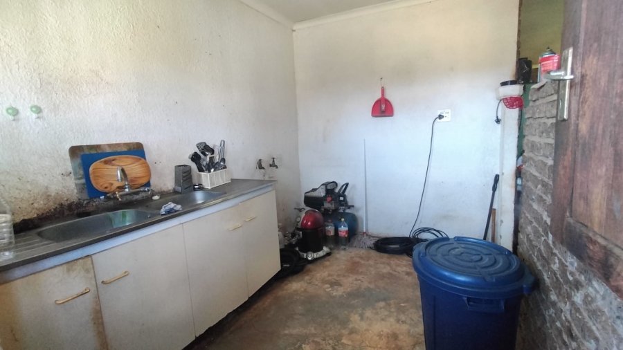 4 Bedroom Property for Sale in Vleikop A H Gauteng