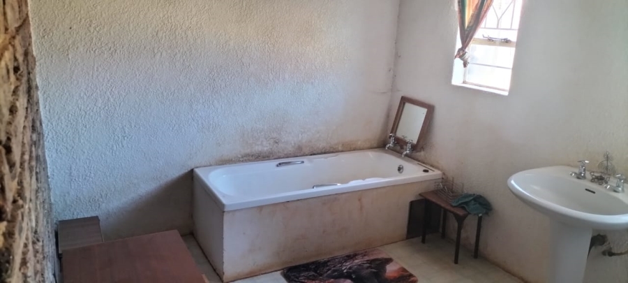 4 Bedroom Property for Sale in Vleikop A H Gauteng