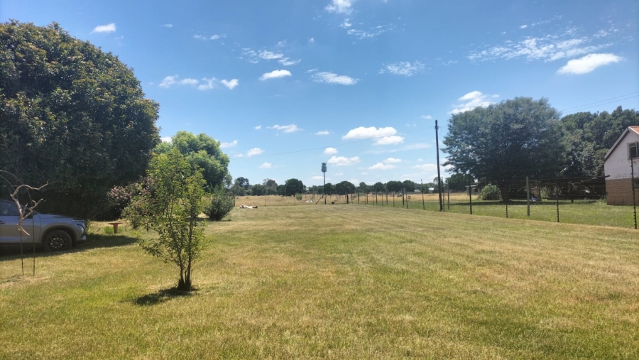 4 Bedroom Property for Sale in Vleikop A H Gauteng