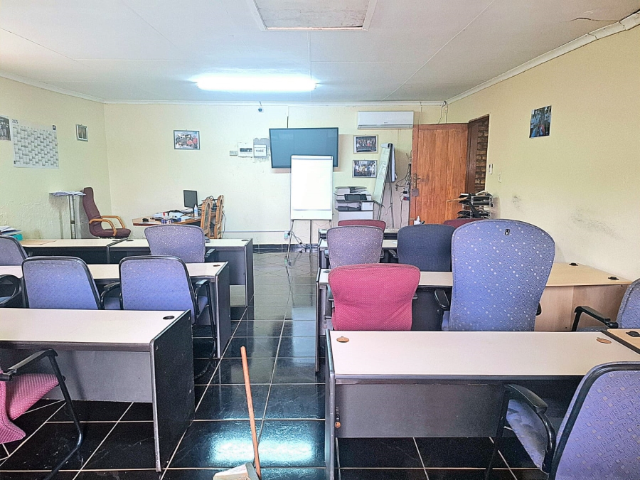 4 Bedroom Property for Sale in Westonaria Gauteng