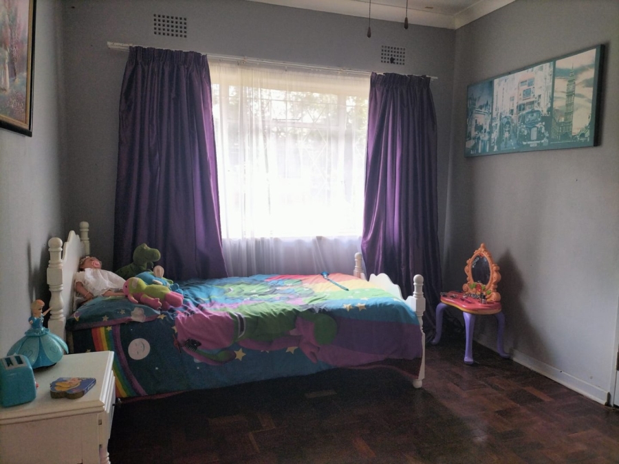 5 Bedroom Property for Sale in Middelvlei A H Gauteng