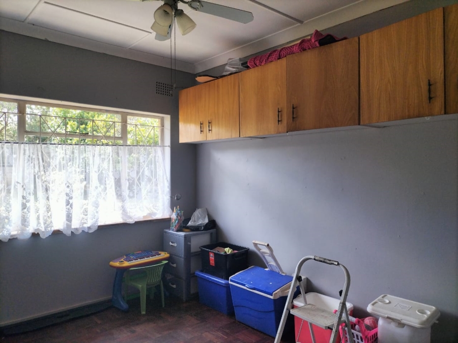 5 Bedroom Property for Sale in Middelvlei A H Gauteng