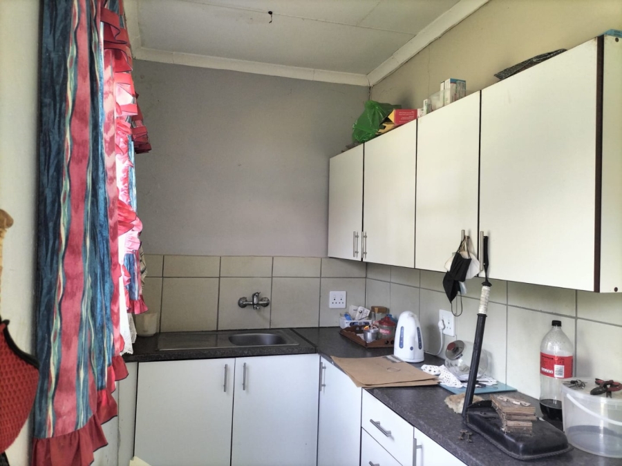 5 Bedroom Property for Sale in Middelvlei A H Gauteng