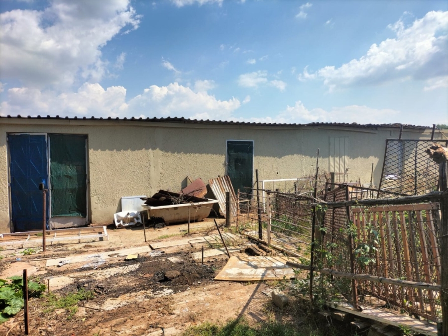 5 Bedroom Property for Sale in Middelvlei A H Gauteng