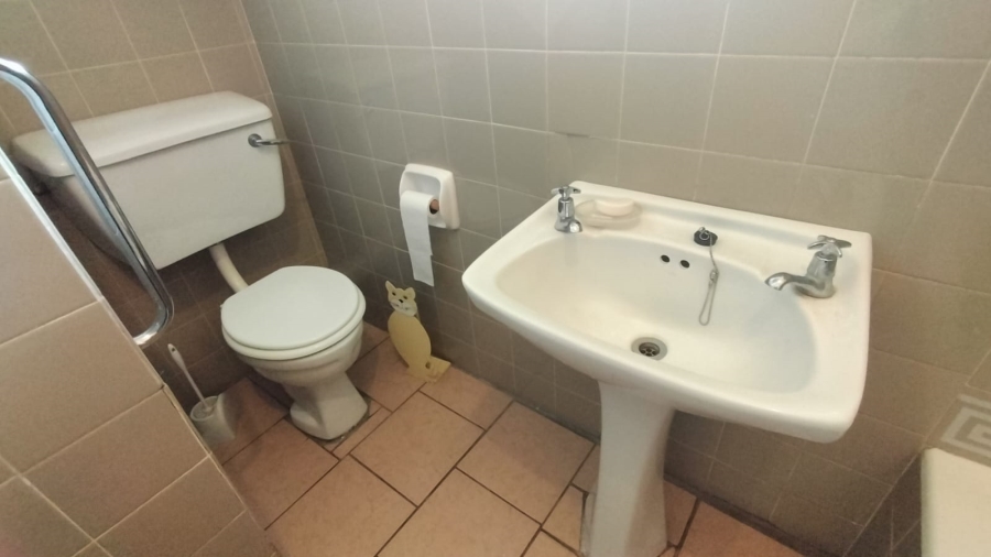 3 Bedroom Property for Sale in Greenhills Gauteng