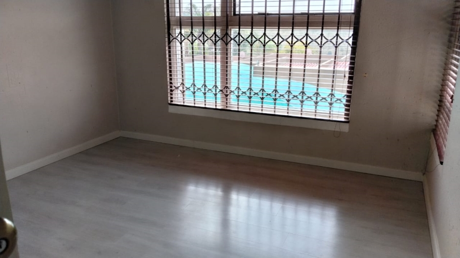 2 Bedroom Property for Sale in Rangeview Gauteng