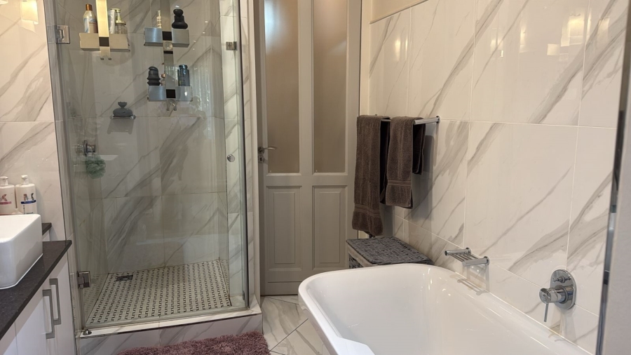 3 Bedroom Property for Sale in Bryanston Gauteng