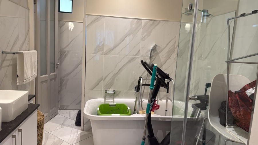 3 Bedroom Property for Sale in Bryanston Gauteng