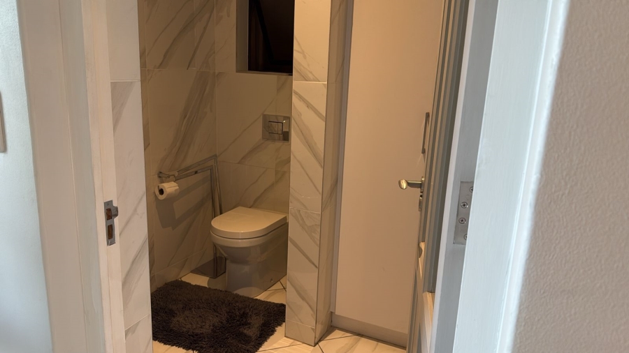 3 Bedroom Property for Sale in Bryanston Gauteng