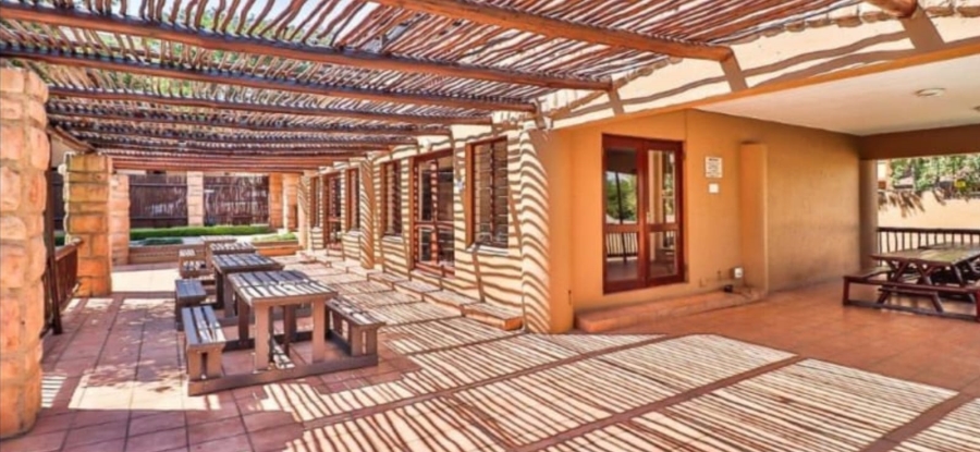 2 Bedroom Property for Sale in Douglasdale Gauteng